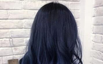 Nhuộm màu xanh đen có cần tẩy tóc không