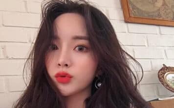 Tóc ngắn uống ngang vai mái phồng