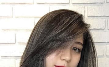Tóc duỗi thẳng ngang vai